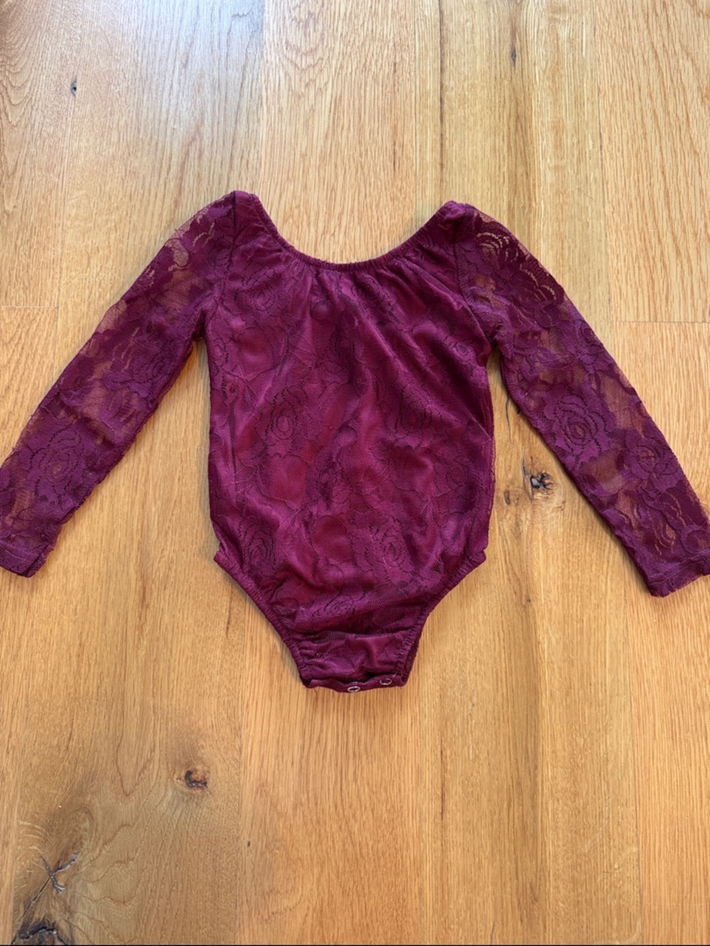 Bailey’s Blossoms Burgundy Lace Leo